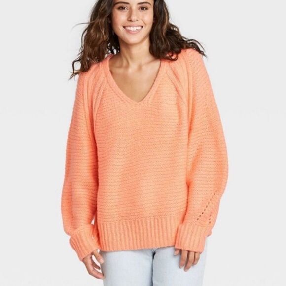 Universal Thread V Neck Balloon Sleeve Sweater - Picture 3 of 6